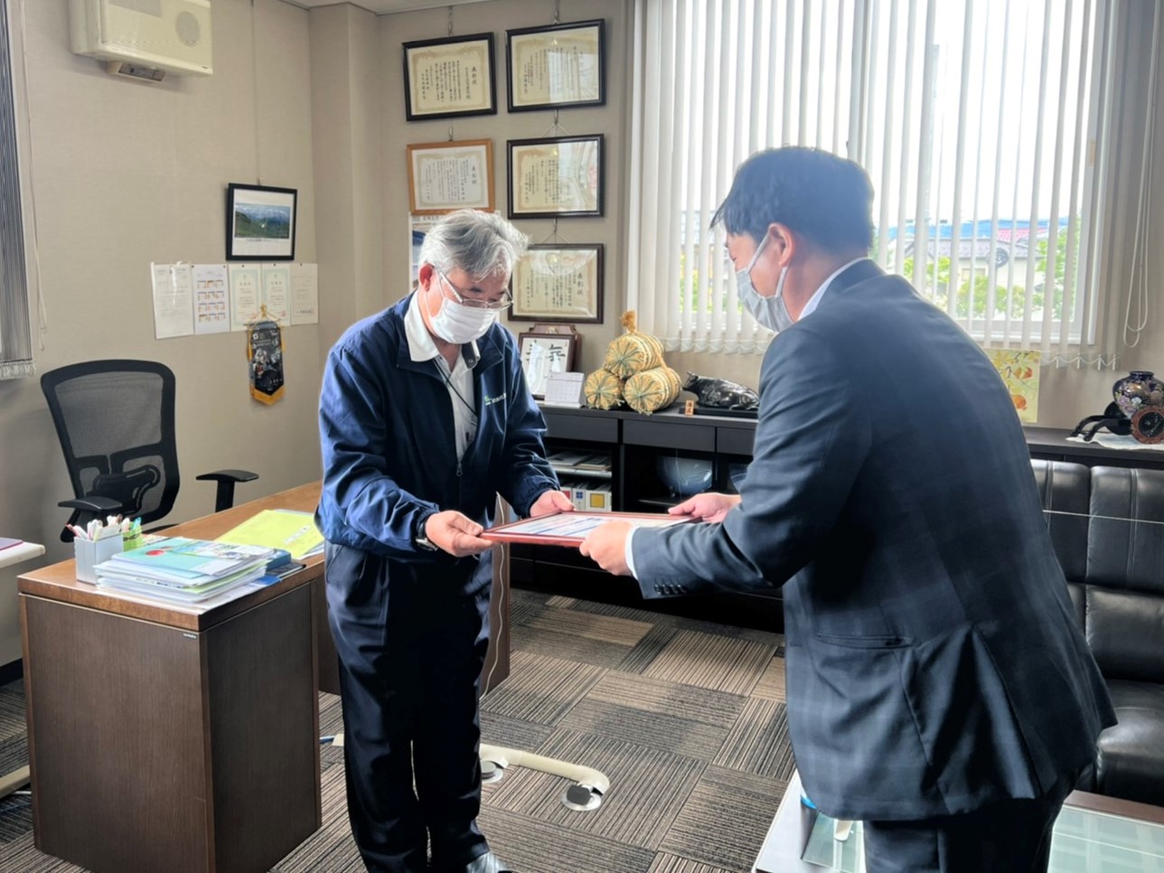 SDGs取組宣言書をいただきました